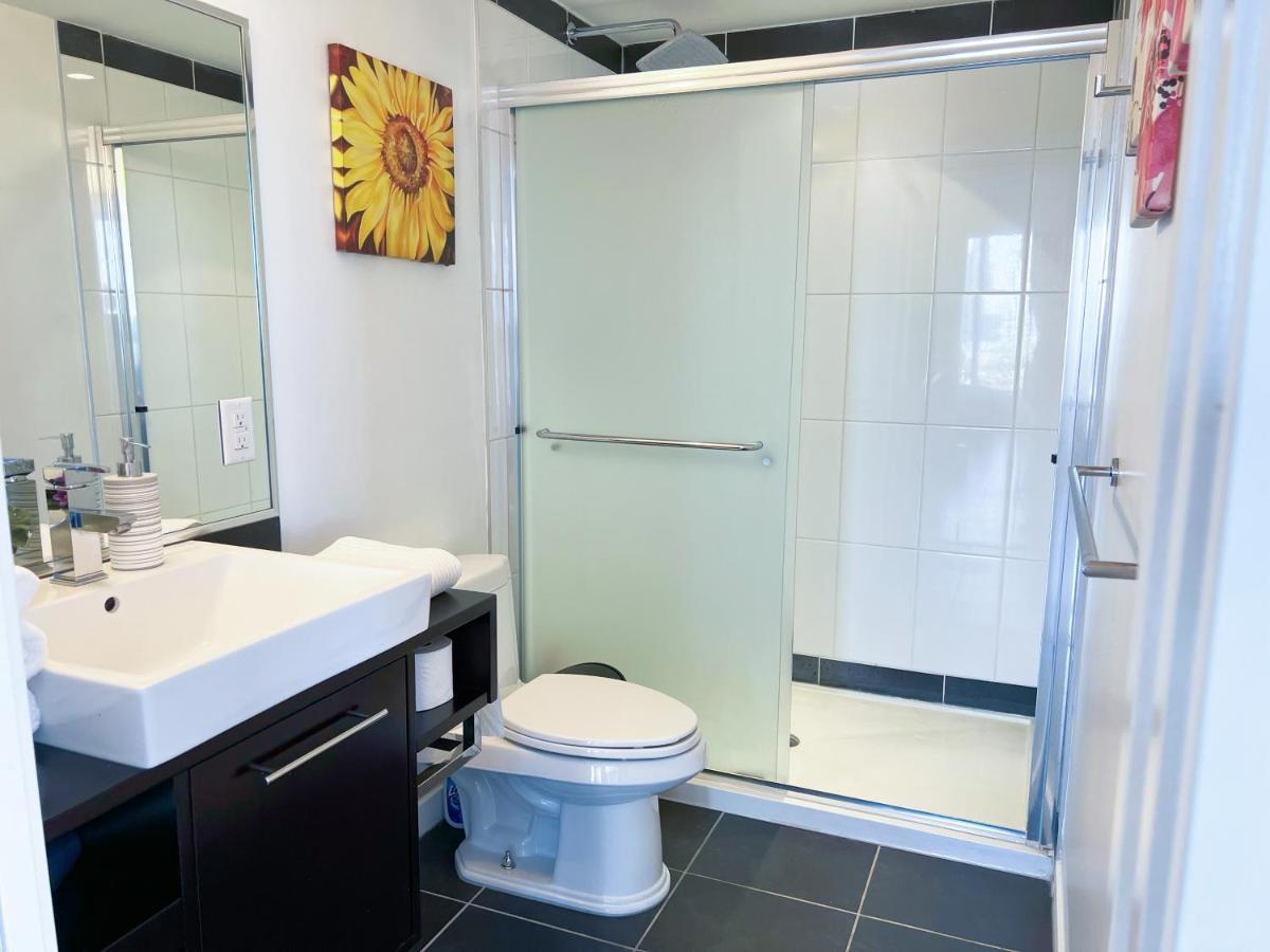 Downtown 4Bd 2Ba View Skytrain 2 Free Parking Apartamento Vancouver Exterior foto