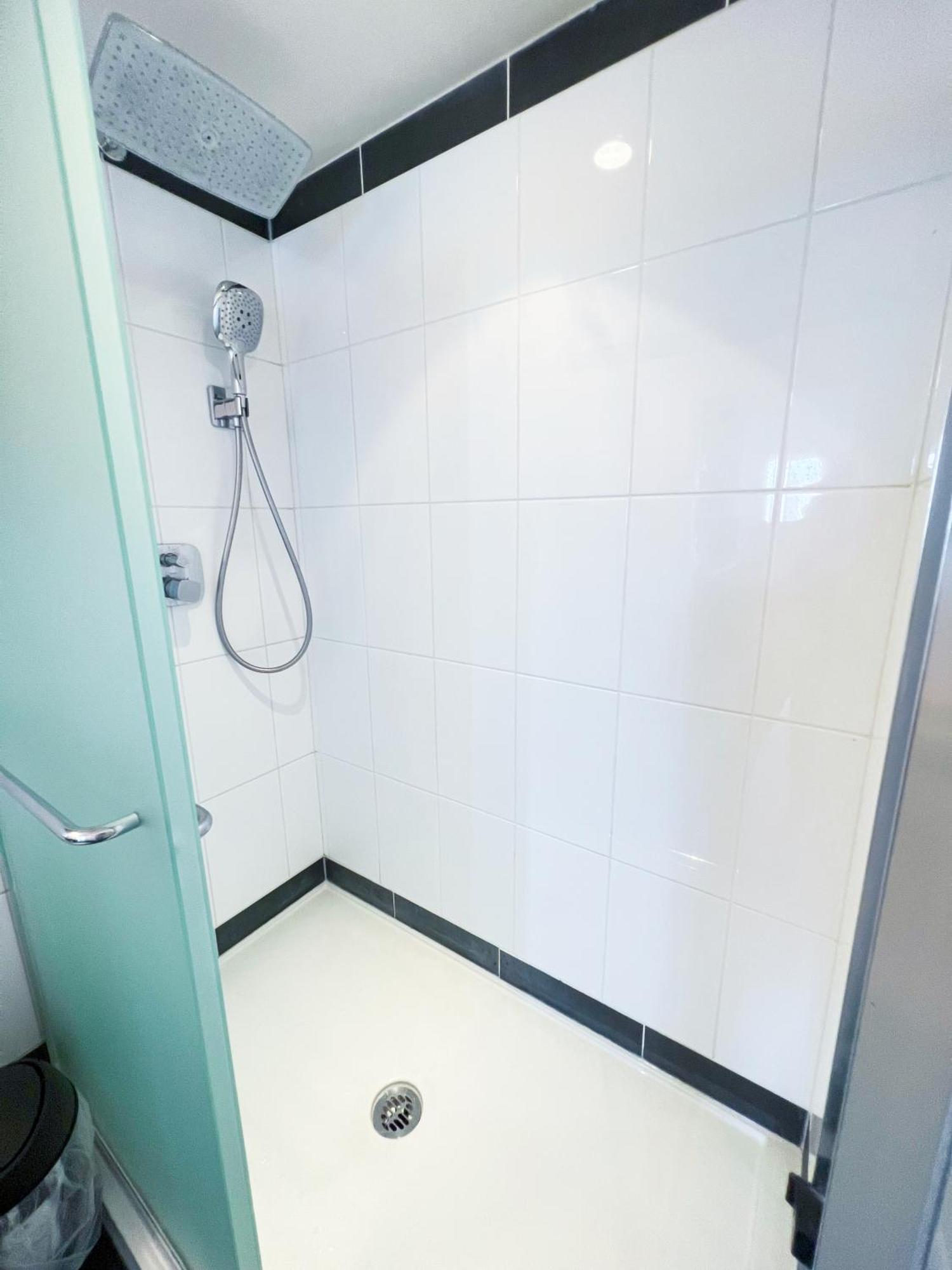 Downtown 4Bd 2Ba View Skytrain 2 Free Parking Apartamento Vancouver Exterior foto